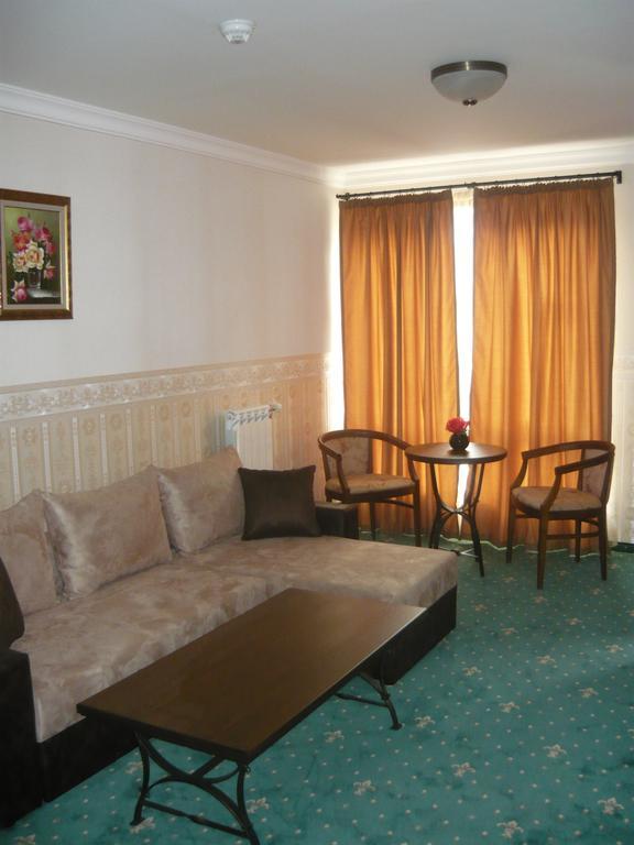 Amsterdam Hotel Софія Екстер'єр фото