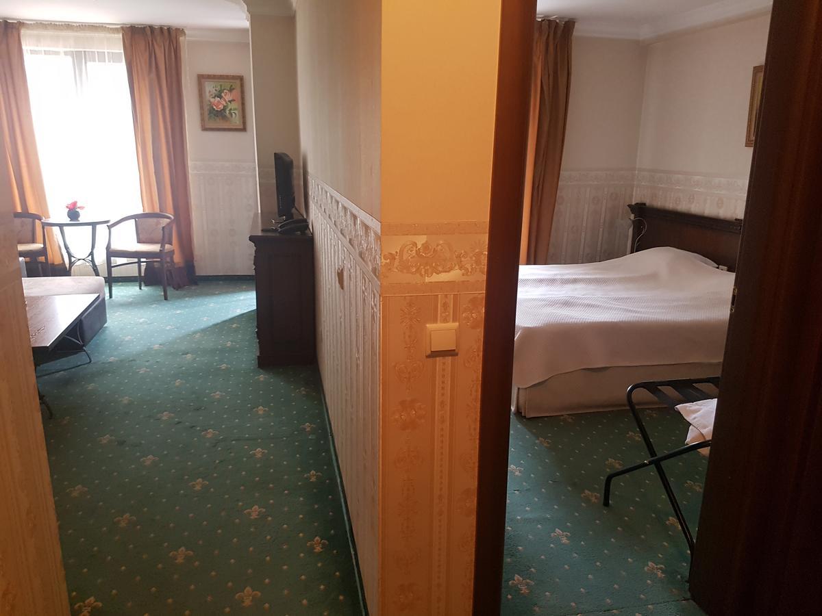 Amsterdam Hotel Софія Екстер'єр фото