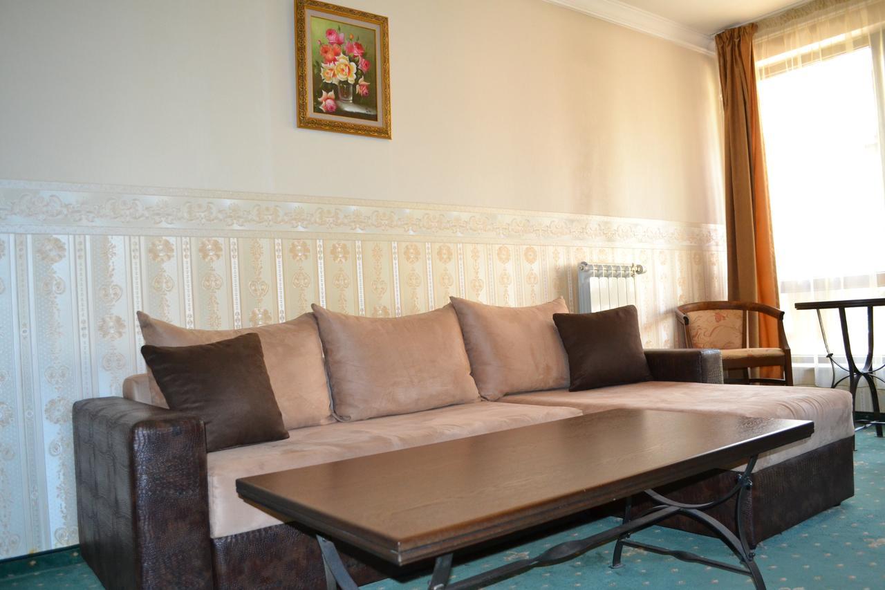 Amsterdam Hotel Софія Екстер'єр фото